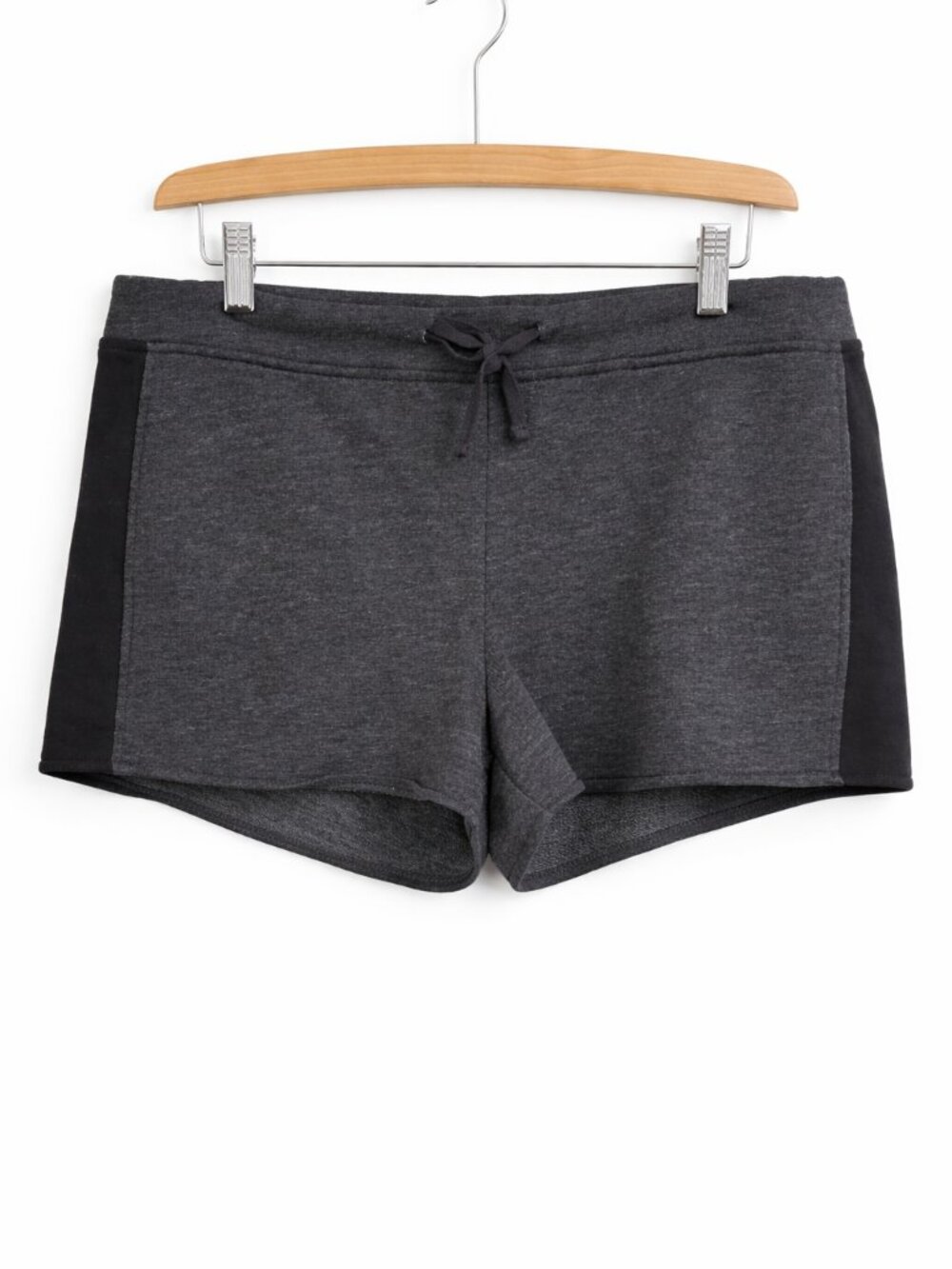 Fabletics shorts large 21 11